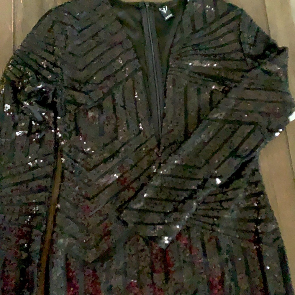 Windsor Sequined Black Dress Size L Long Sleeves Deep Plunge Neckline NWT